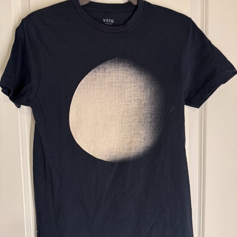 VSTG Vestige Navy Moon tee shirt